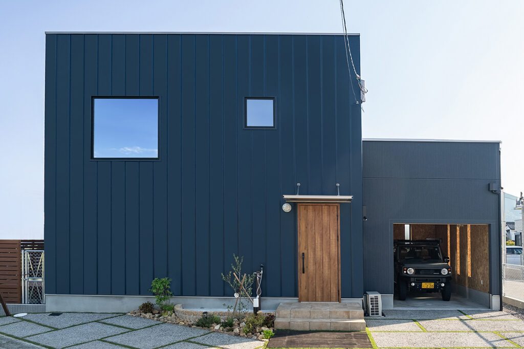 LAKESIDE HOMEが建てるガレージハウスの事例